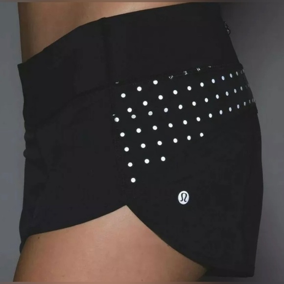 lululemon athletica Pants - Lululemon speed up shorts size 4